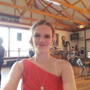 Meet your Posher, Jasmine